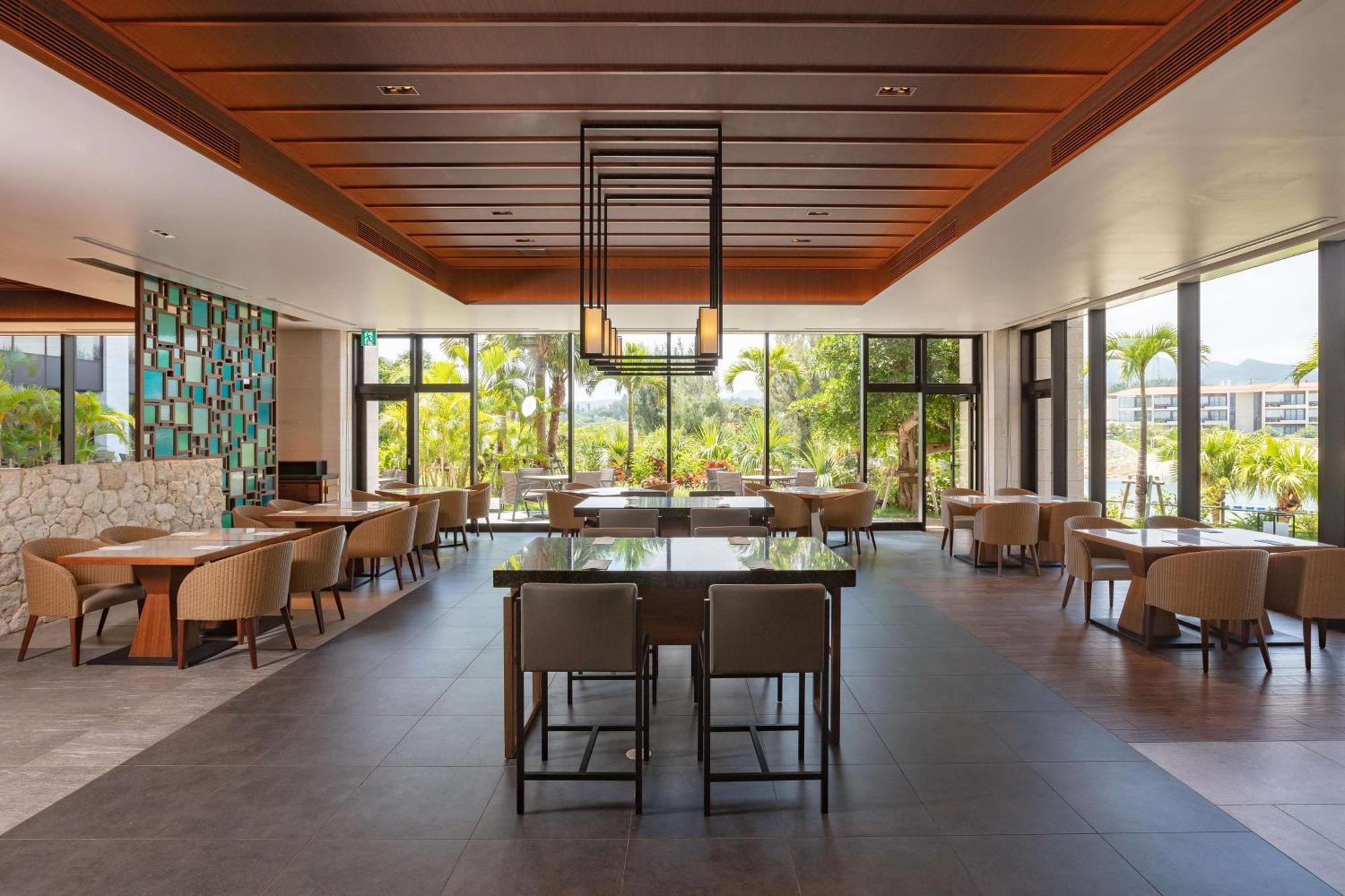 Hyatt Regency Seragaki Island Okinawa Онна Екстериор снимка