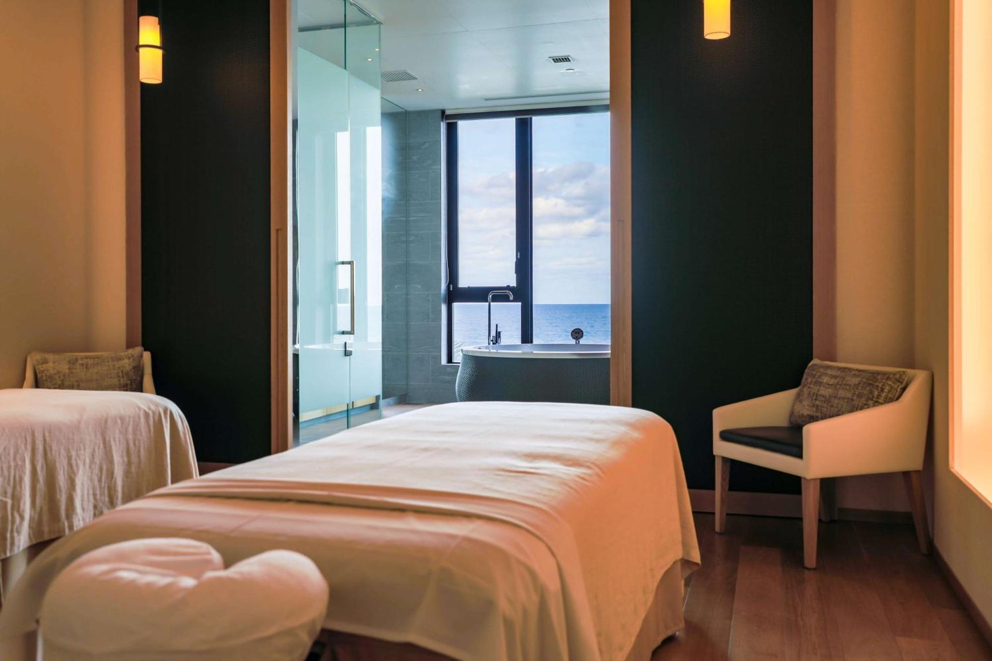 Hyatt Regency Seragaki Island Okinawa Онна Екстериор снимка
